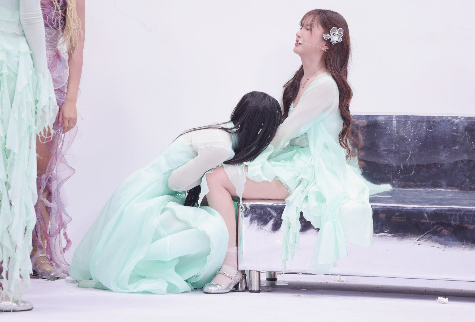 Bích Phương - đội trưởng khổ nhất Em Xinh Say Hi, cứ đến vòng loại là khóc- Ảnh 6.