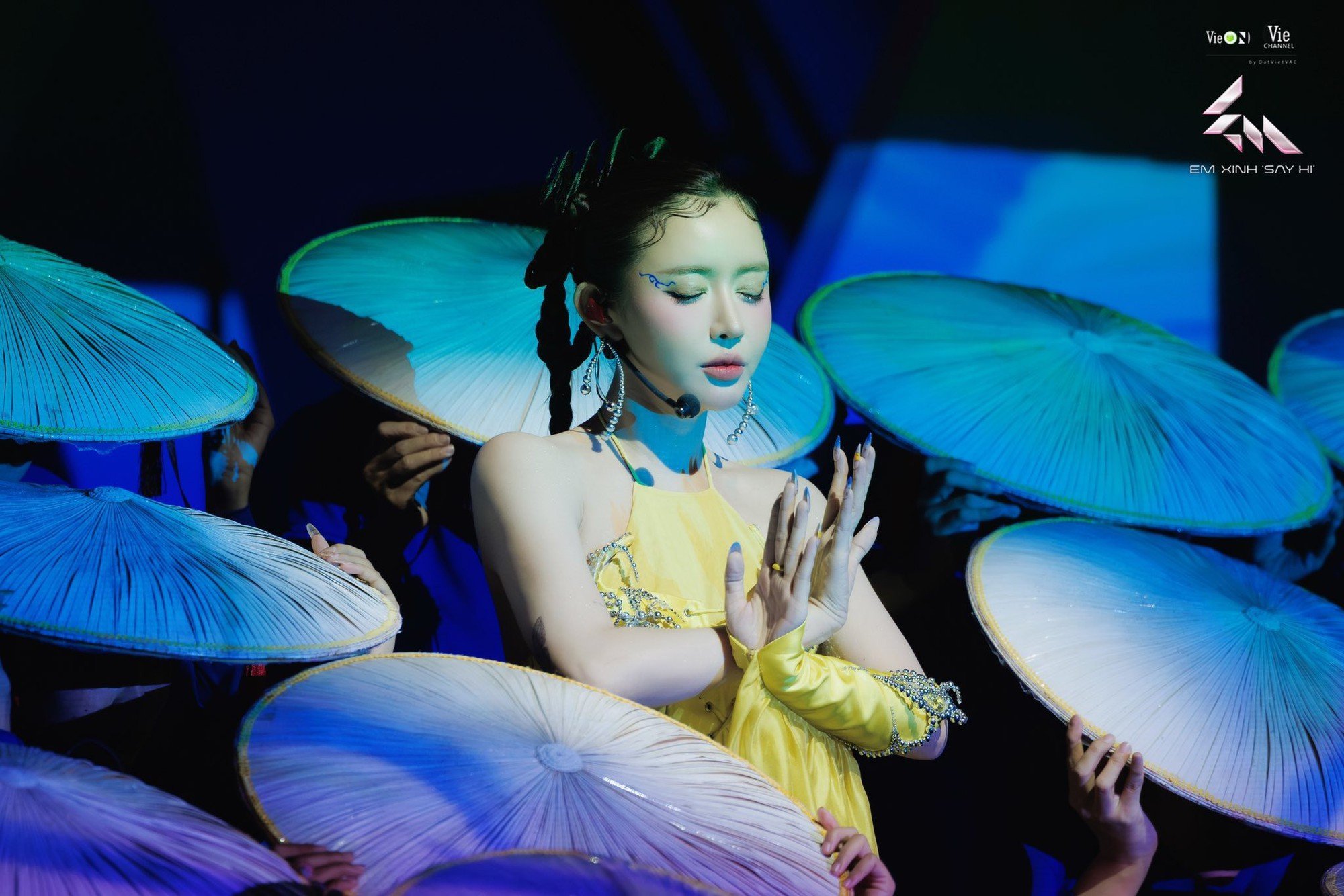 Bích Phương - đội trưởng khổ nhất Em Xinh Say Hi, cứ đến vòng loại là khóc- Ảnh 8.