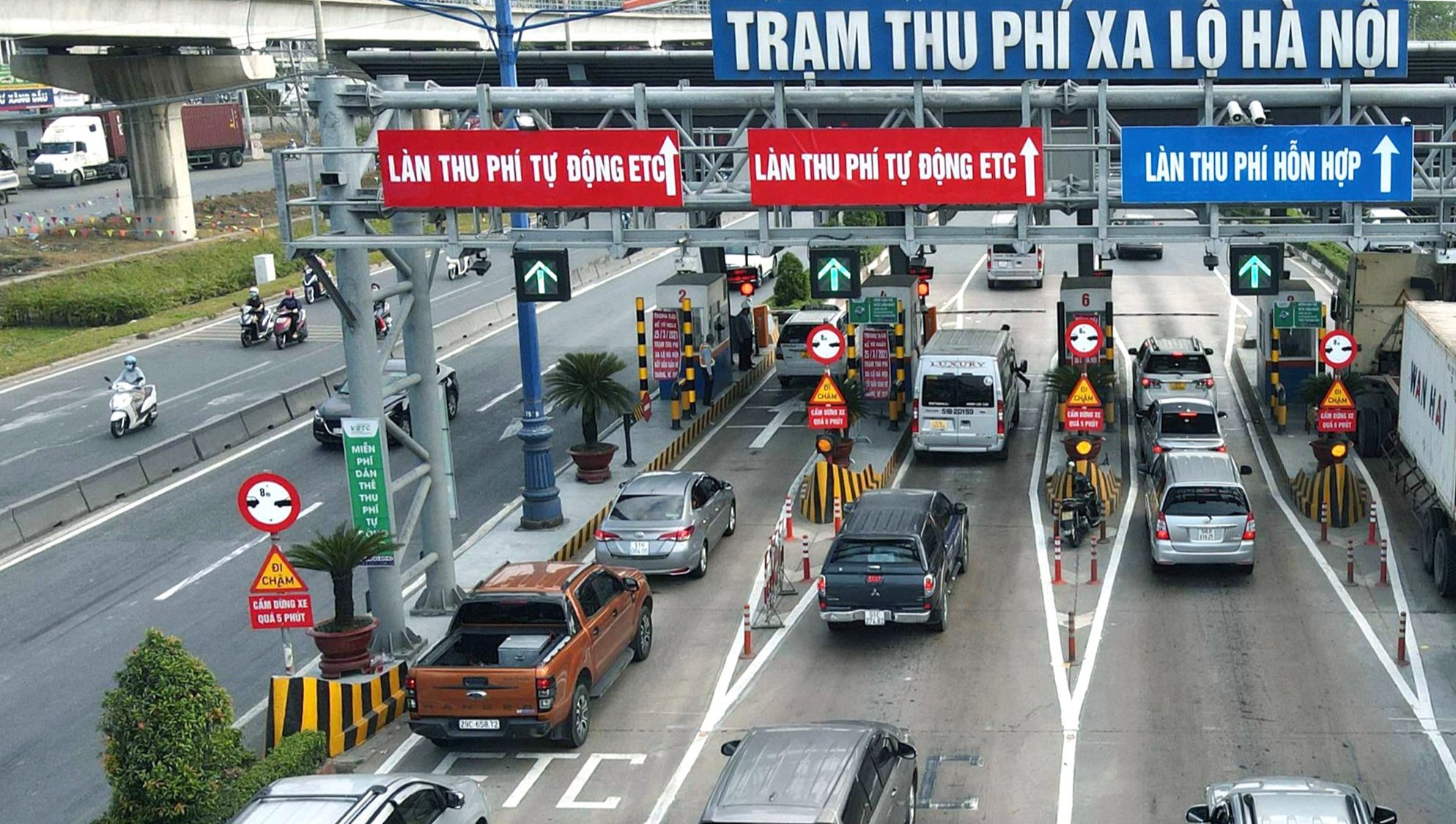 Từ nay đến trước ngày 1/10, chủ xe ô tô phải thực hiện chuyển đổi sau- Ảnh 1.