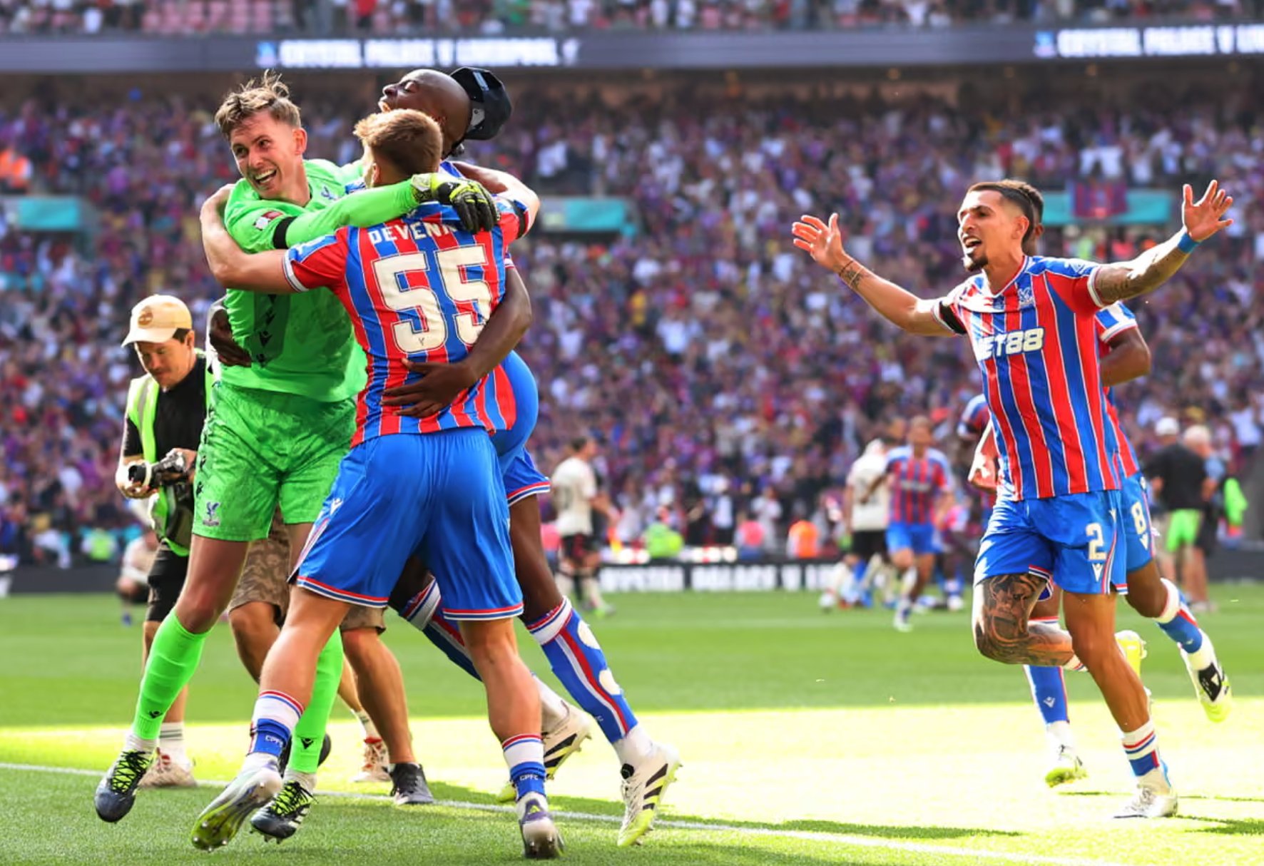 Gục ngã trên chấm luân lưu, Liverpool mất Siêu cúp Anh vào tay Crystal Palace - Ảnh 6.