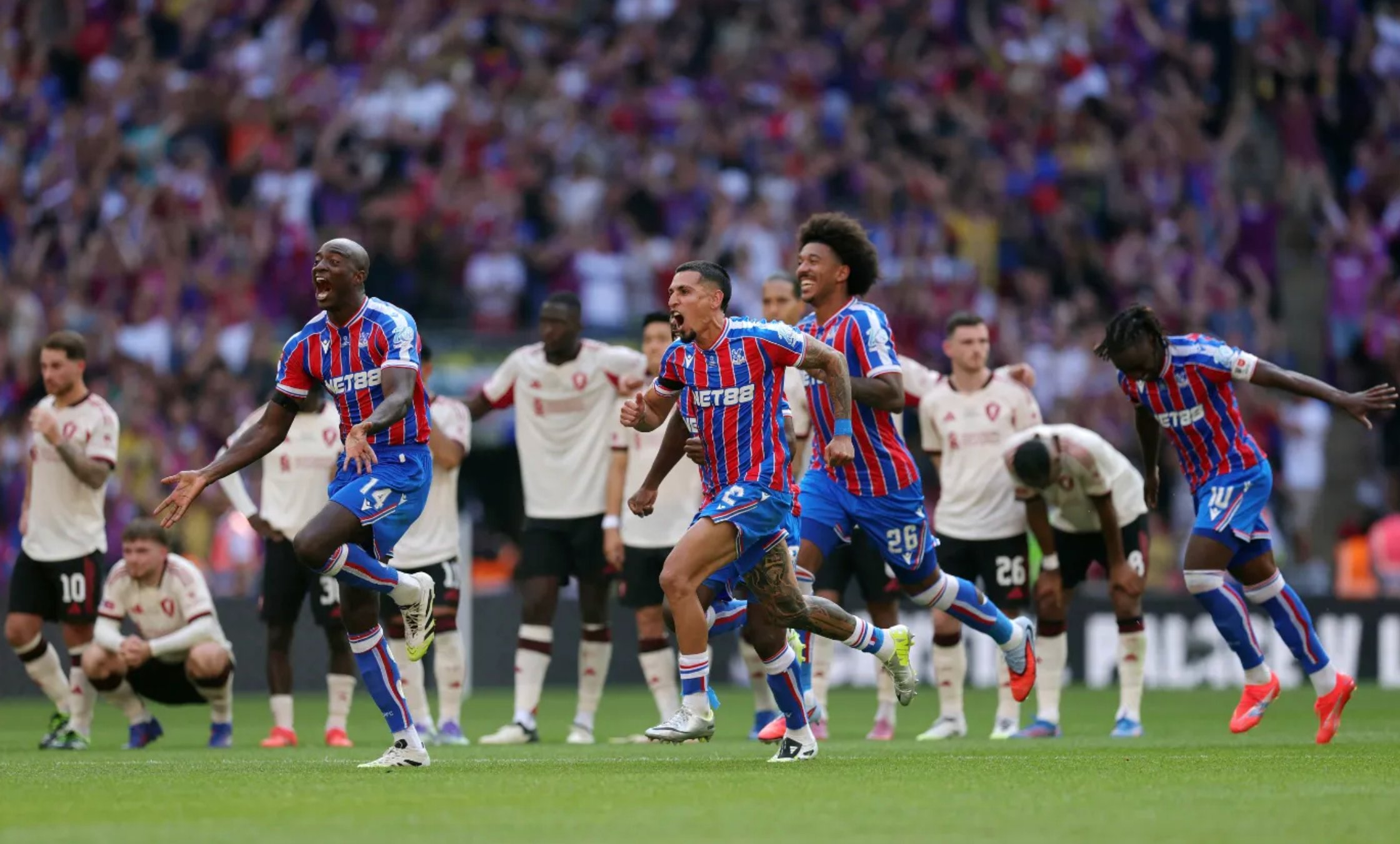 Gục ngã trên chấm luân lưu, Liverpool mất Siêu cúp Anh vào tay Crystal Palace - Ảnh 8.