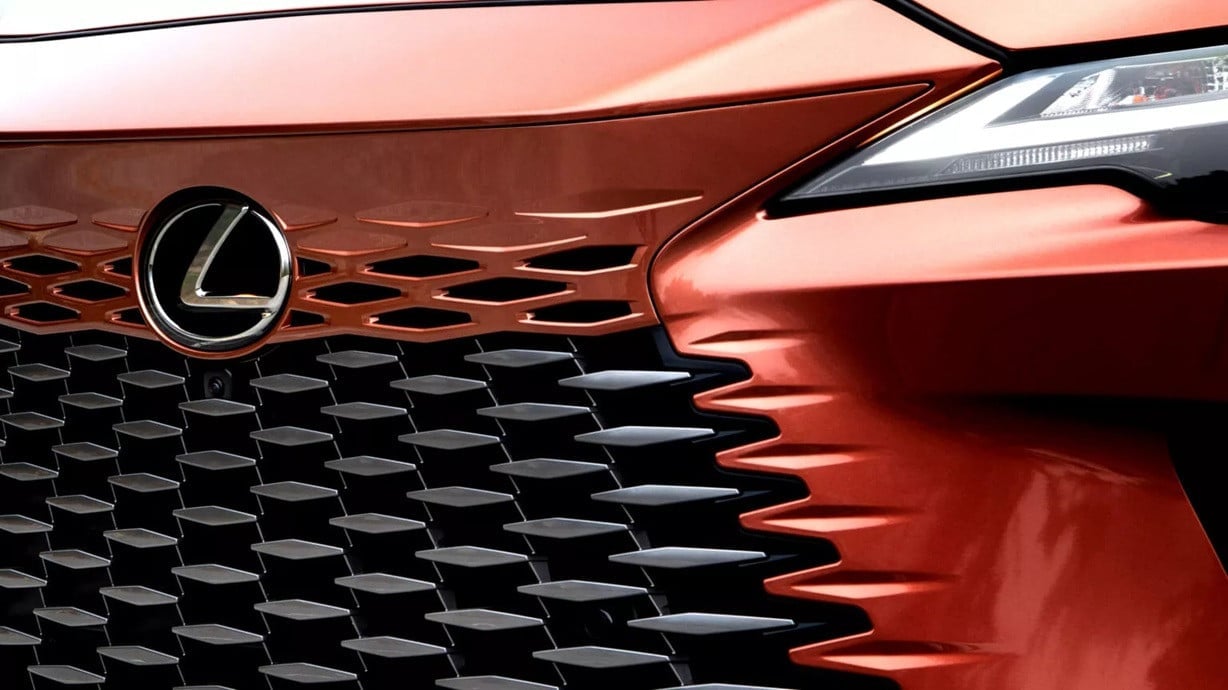 lexus trieu hoi 1.jpg