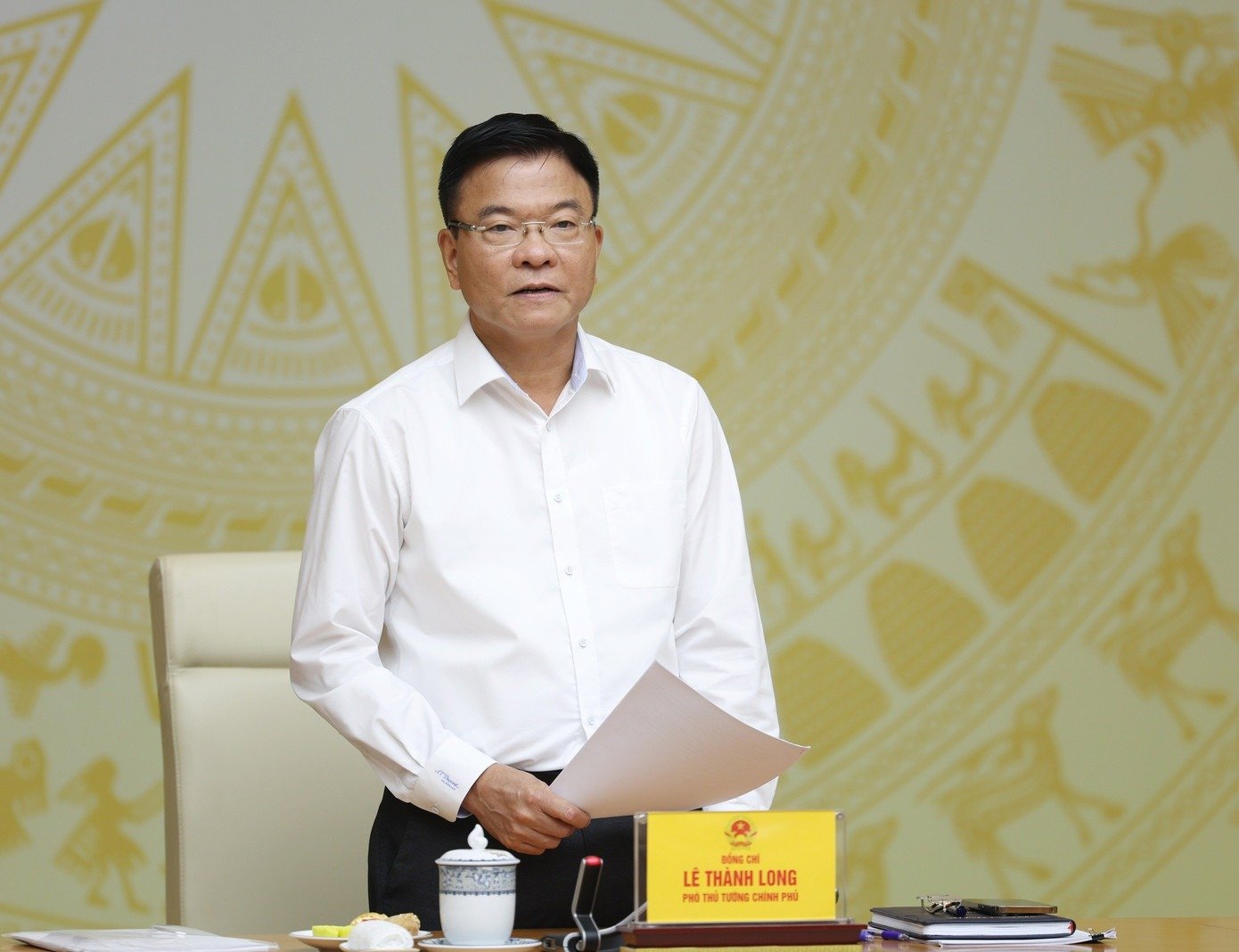 12-1754962813-can-canh-nga-bay-dong-duc-bac-nhat-tphcm-dang-cho-duoc-xay-cau-vuot.jpg