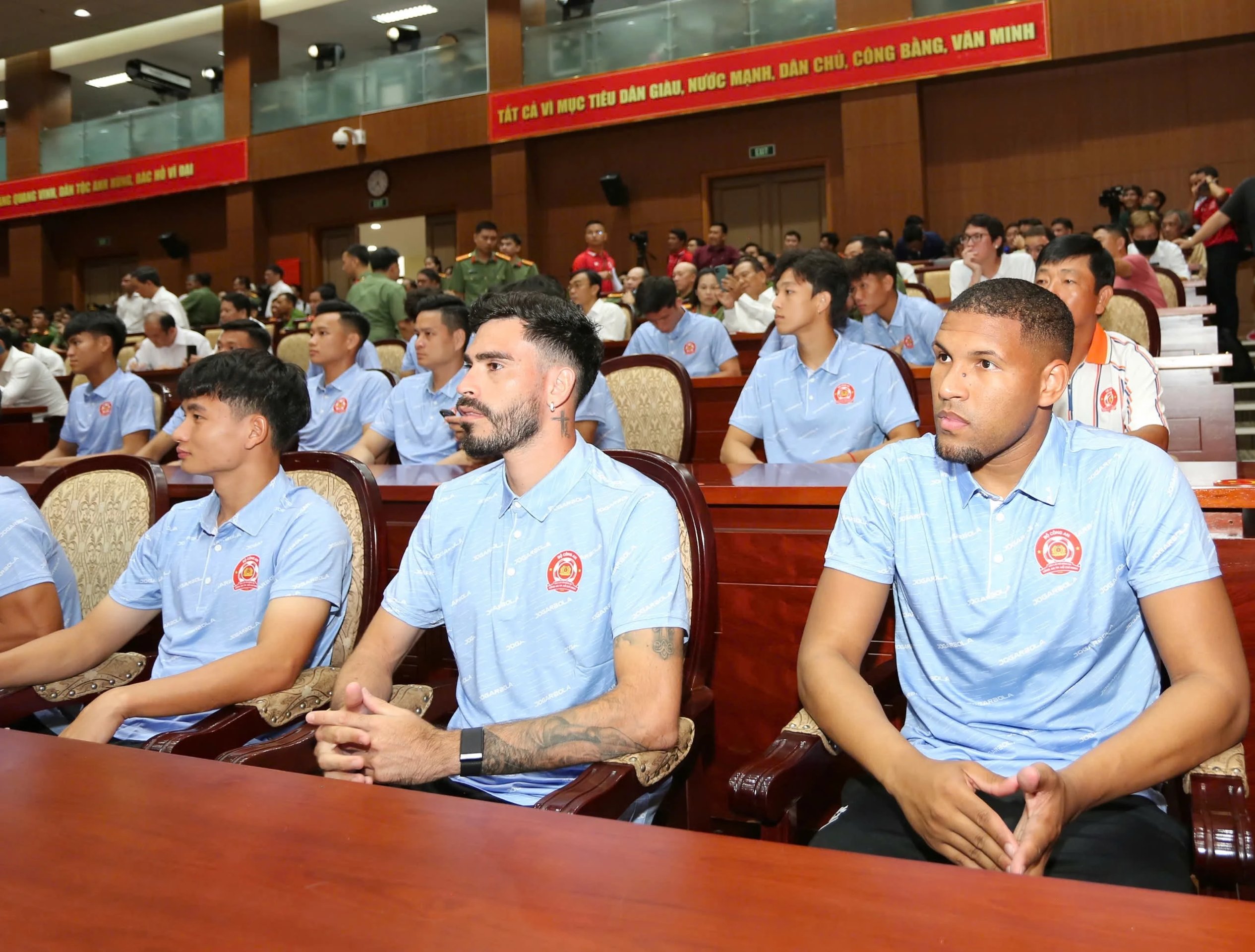 Cong an TP.HCM anh 1