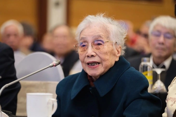 12-1754983949-de-nghi-tang-nguyen-pho-chu-tich-nuoc-nguyen-thi-binh-danh-hieu-anh-hung-lao-dong.jpg