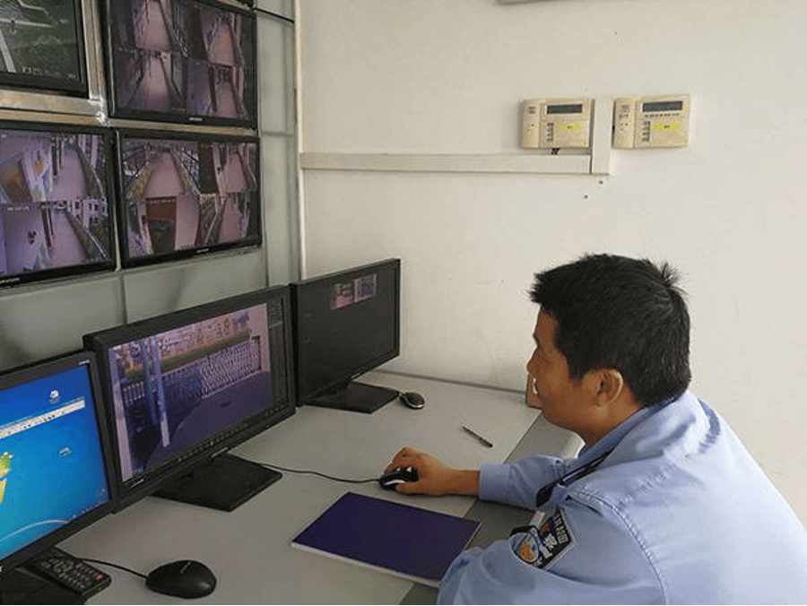 Đột kích một khách sạn trong đêm, thu giữ 6 tỷ đồng tiền mặt “chất thành đống” của hộ gia đình nghèo ở nông thôn- Ảnh 3.