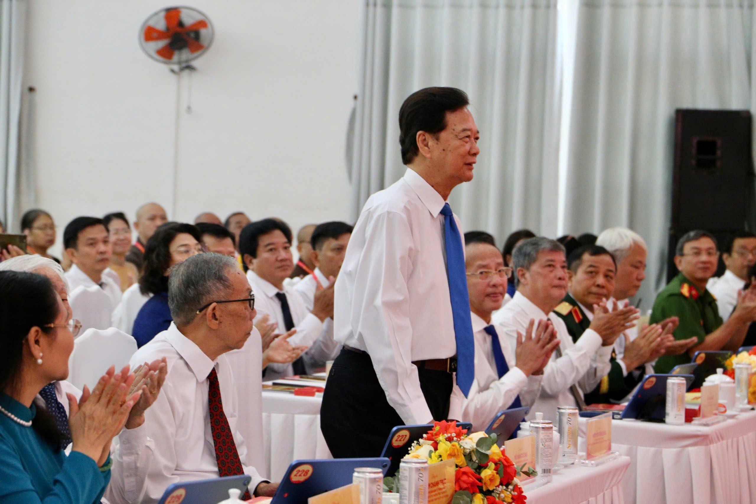 Nguyên Thủ tướng Nguyễn Tấn Dũng dự đại hội phường Xuân Hòa - Ảnh 1.