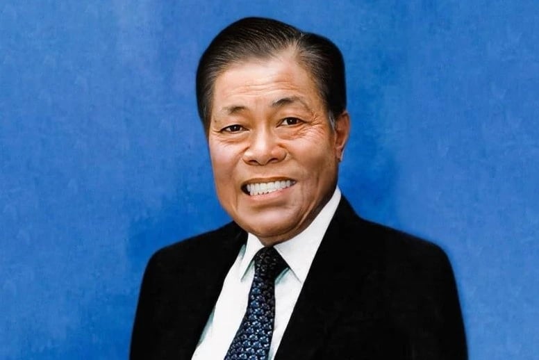 12-1755009680-ty-phu-giau-nhat-singapore-qua-doi.webp