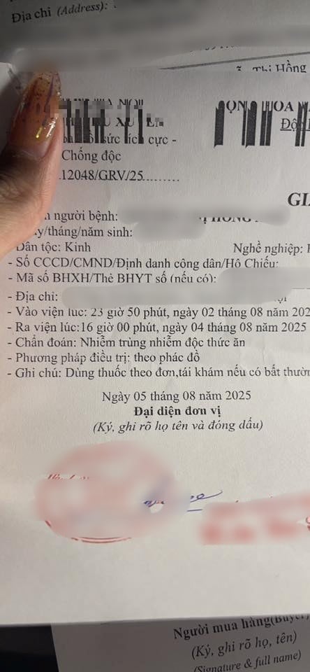 Tranh cãi vụ cô gái tố phải nhập viện cấp cứu sau khi ăn gỏi cuốn tôm của quán 4,5 sao trên ShopeeFood- Ảnh 7.