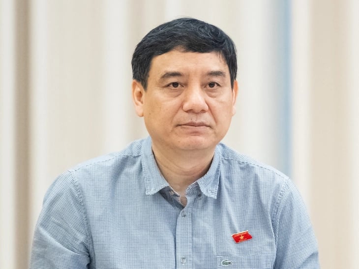 13-1755058137-co-quan-quoc-hoi-de-nghi-nghien-cuu-co-bo-sach-giao-khoa-dung-chung-tung-buoc-mien-phi-cho-hoc-sinh.jpg