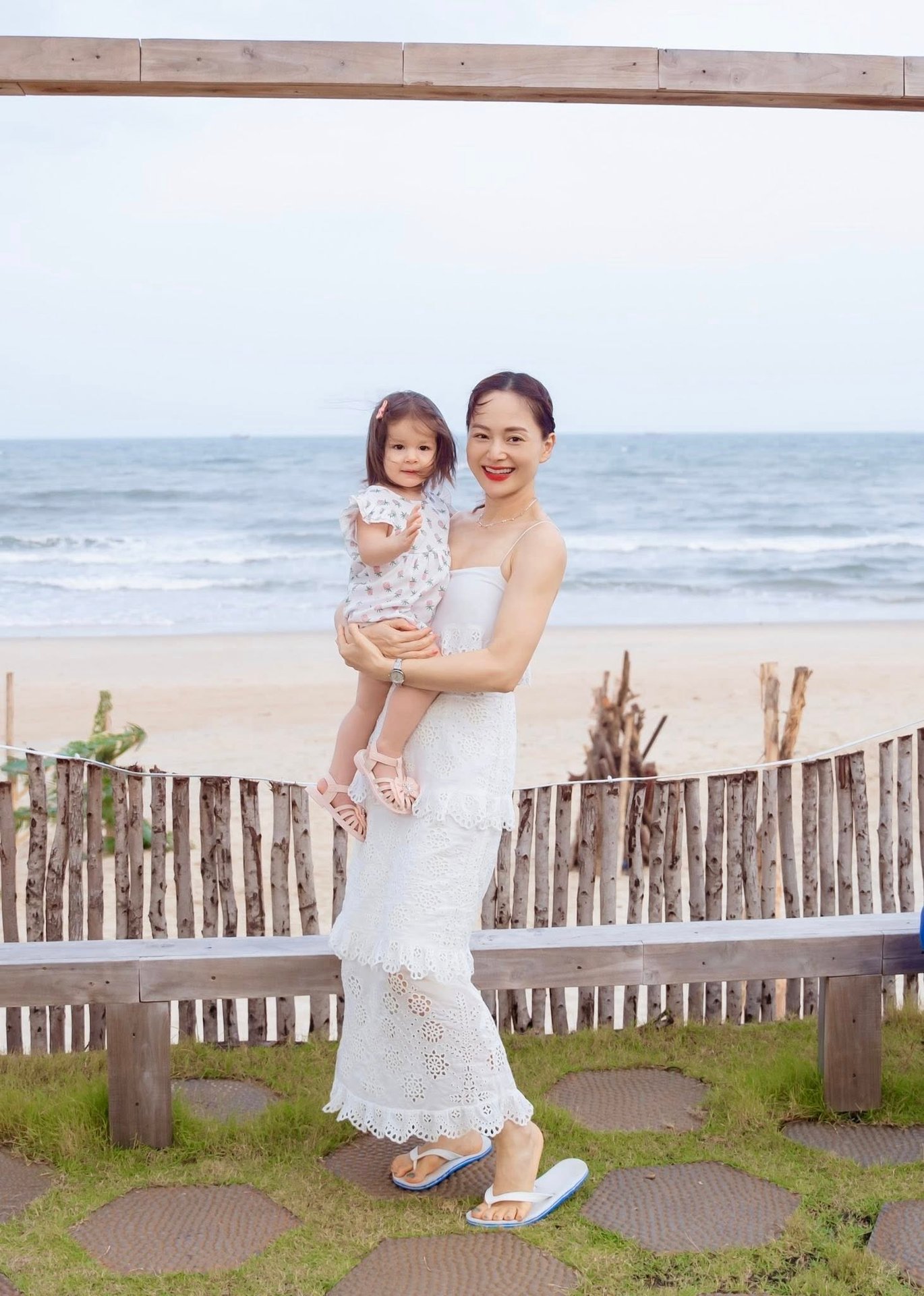 Lan Phương hậu ly hôn chồng Tây: 