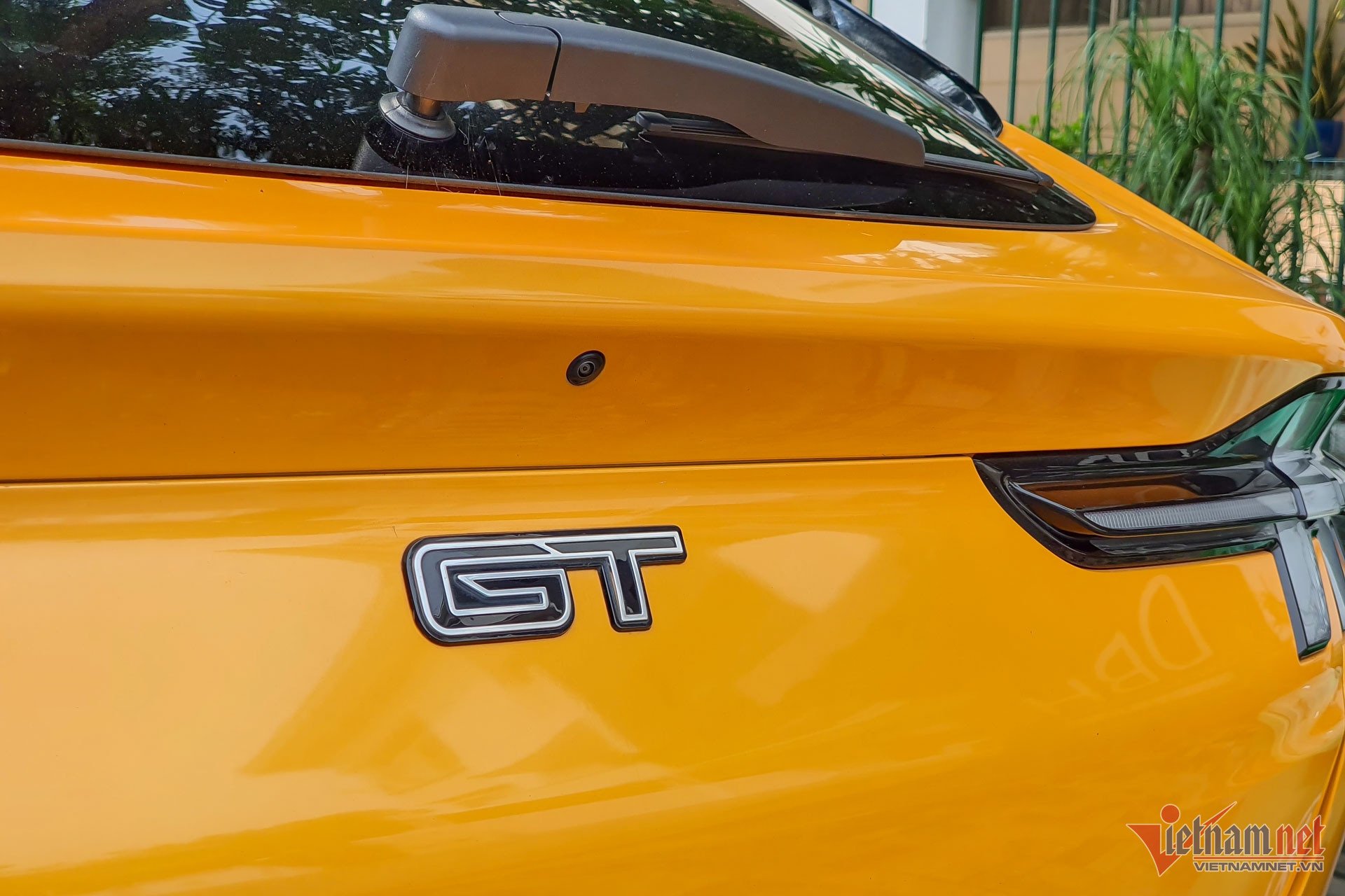 W-Ford Mustang Mach E GT Vietnamnet 8.jpg