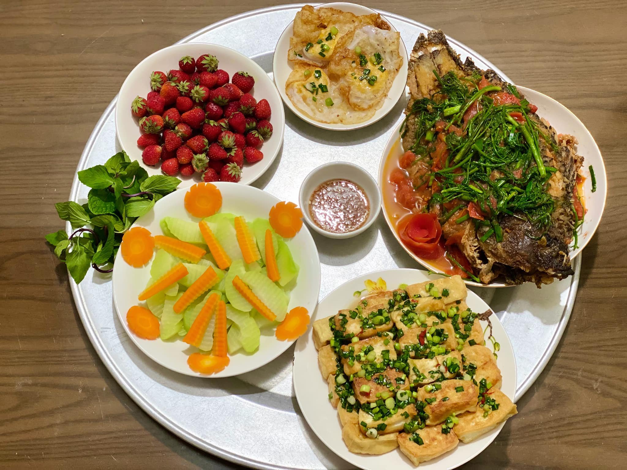 20+ mâm cơm gia đình đơn giản với món ăn ngon 'bá cháy', đảm bảo cả nhà 'chén' sạch- Ảnh 9.