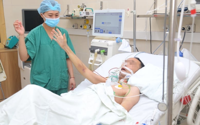 Lần đầu tiên Việt Nam ghép thành công đồng thời tim và phổi cho người suy đa tạng- Ảnh 5.