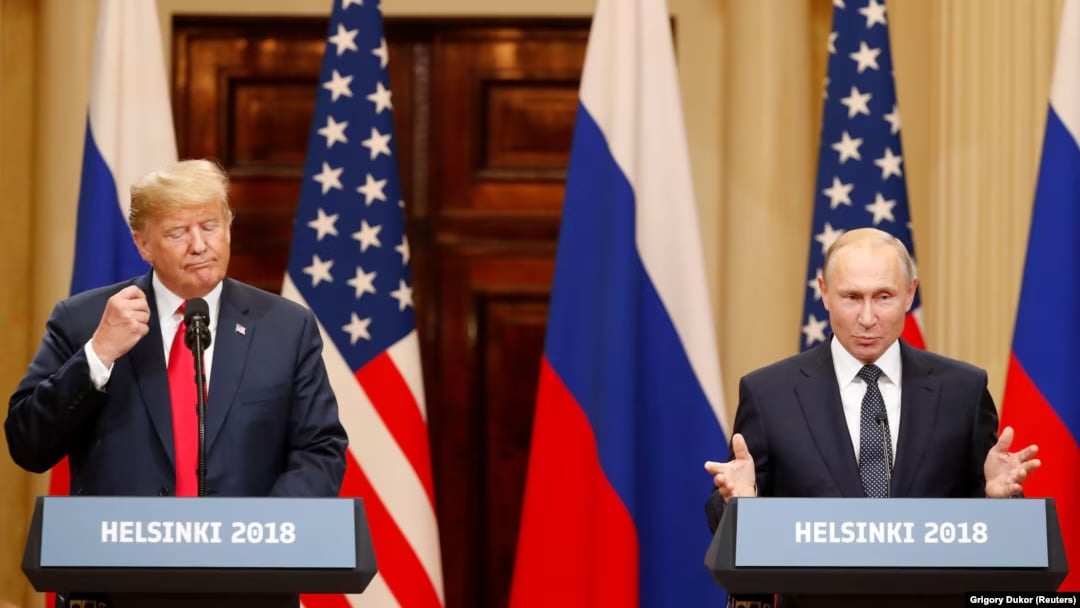 Tổng thống Donald Trump (trái) và Tổng thống Putin tại Phần Lan năm 2018. Ảnh: RFERL