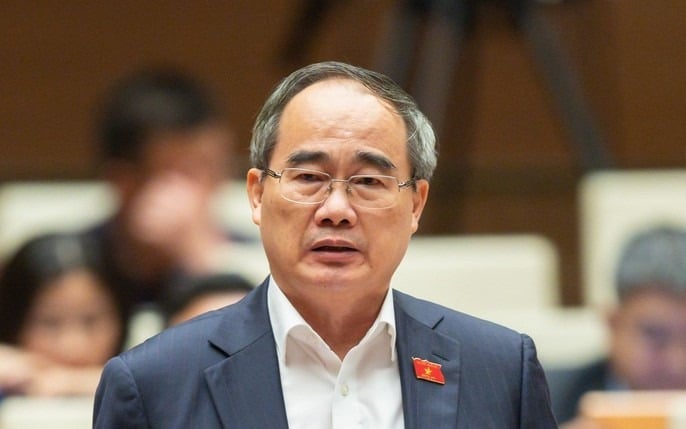 15-1755241170-gs-nguyen-thien-nhan-phai-bao-dam-tien-luong-du-song-cho-gia-dinh-4-nguoi.jpg