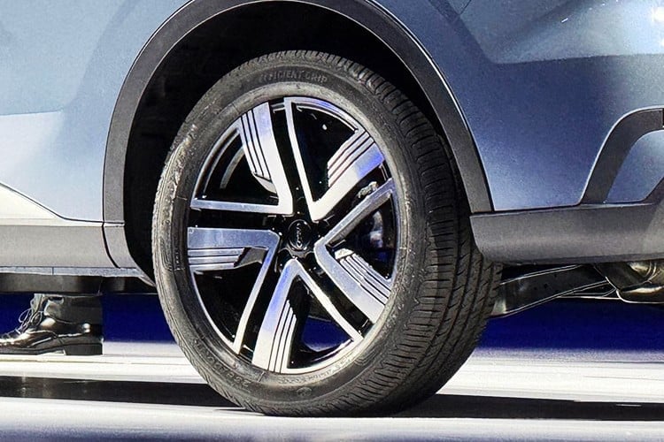 Thể hiện trọn vẹn tinh thần kiêu hãnh dấu ấn Ford 