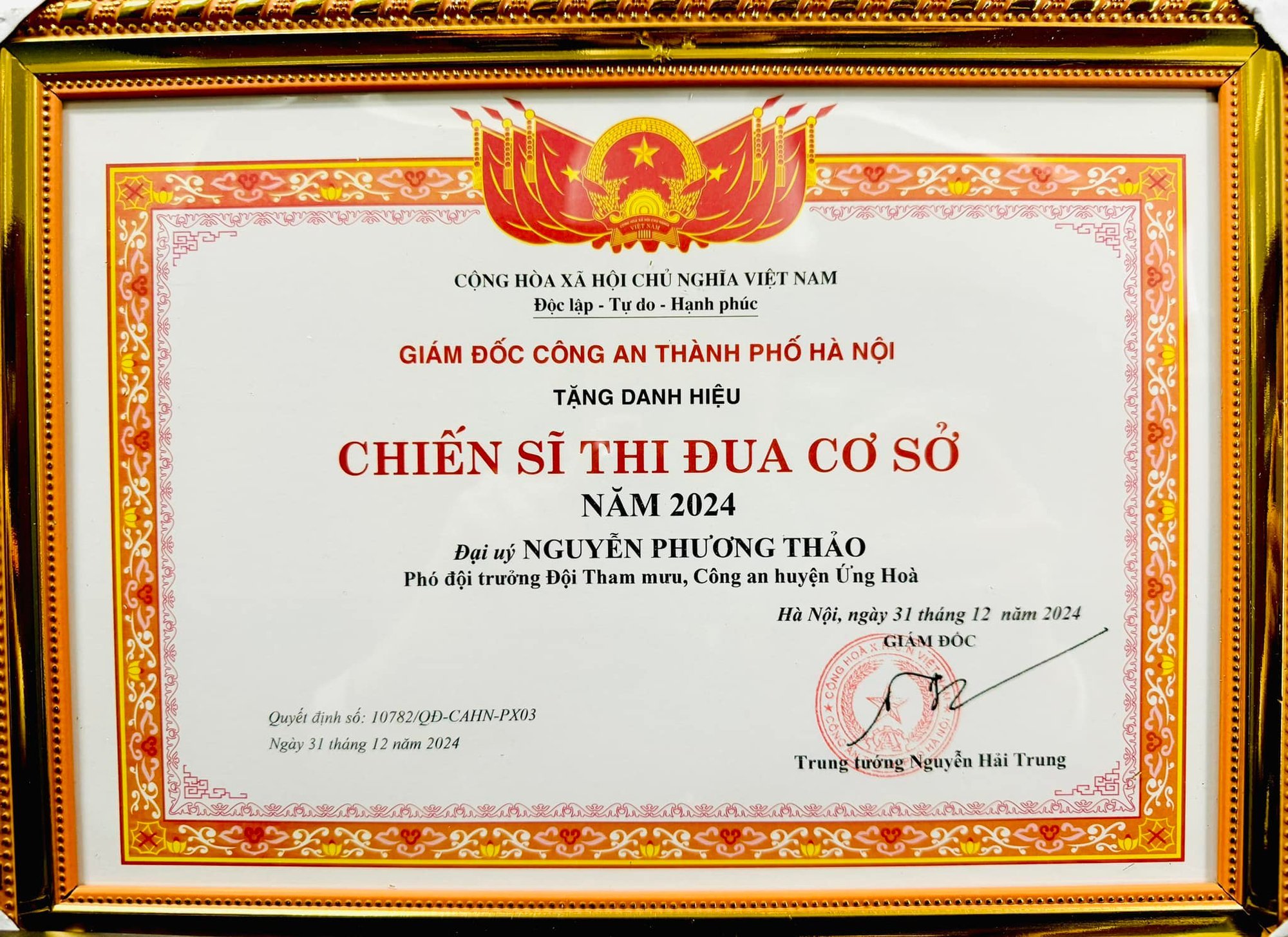 Đại uý Công an xinh đẹp, giỏi võ "quật ngã" quái xế ở Hồ Gươm: Tôi vẫn còn độc thân - Ảnh 9.