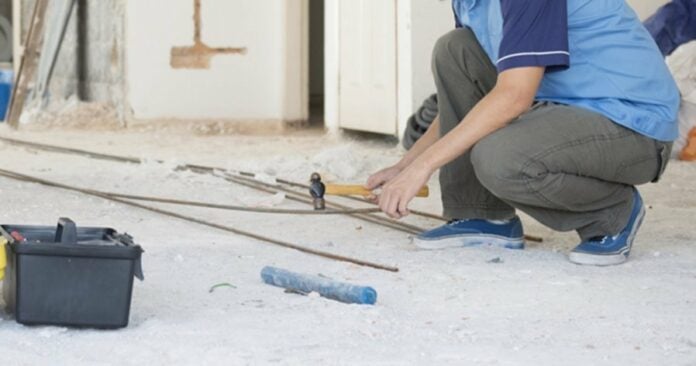 Người đàn ông cải tạo căn hộ, mất 360 triệu đồng vì nhầm  tầng - Ảnh 1.