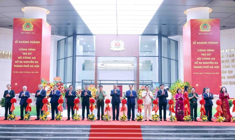 Tổng Bí thư Tô Lâm dự, cắt băng khánh thành Trụ sở Bộ Công an -1