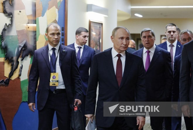 toan canh hoi dam trump putin 9.jpg