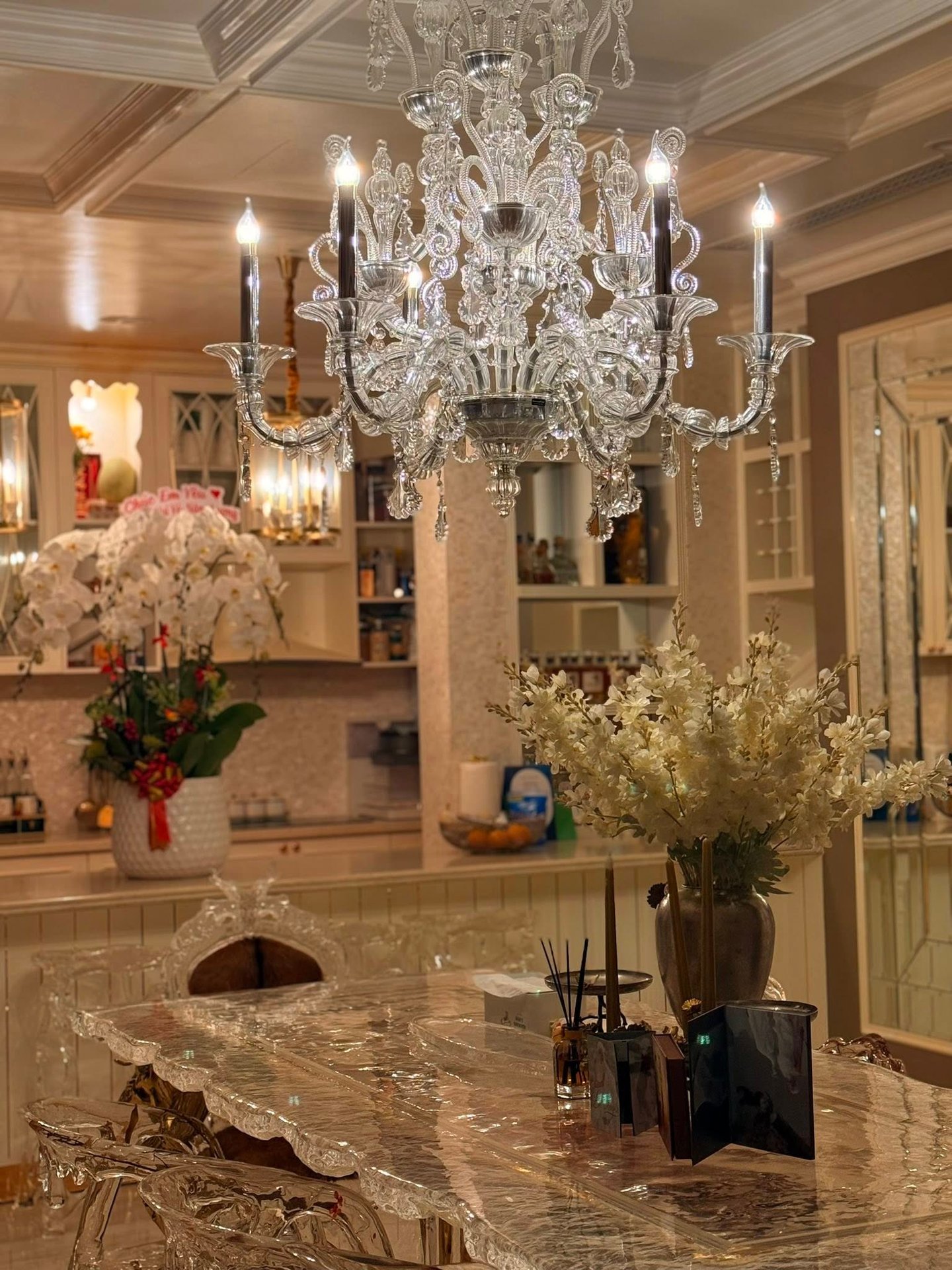 Chuyện tình của 