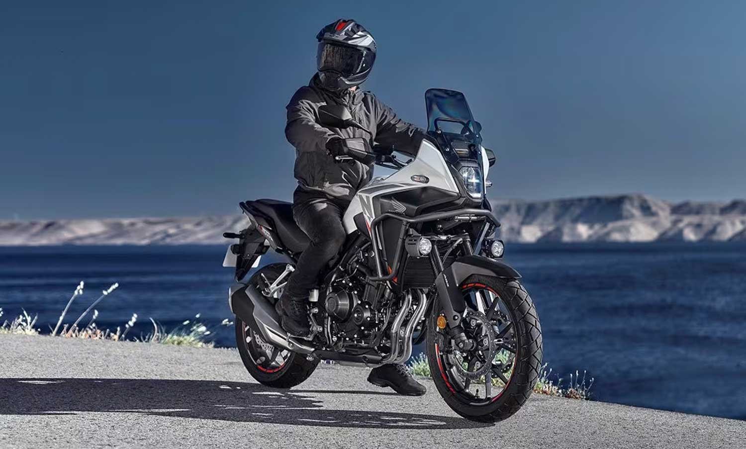 Xe Honda dân phượt thích mê đang giảm giá 22 triệu, đại lý tặng thêm nhiều quà: CSGT cũng dùng xe này - Ảnh 1.