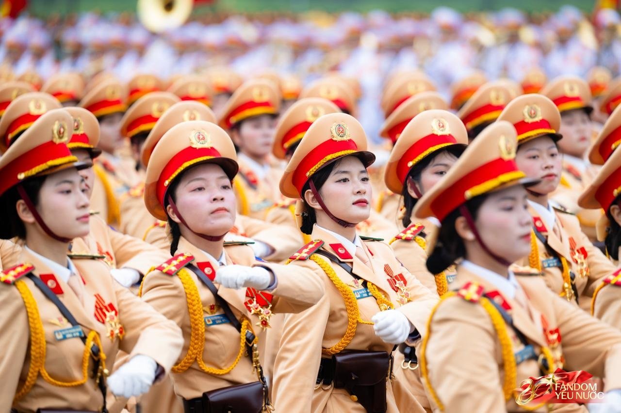 Những nữ quân nhân gây ấn tượng mạnh trong buổi tổng hợp luyện A80 dưới mưa- Ảnh 3.