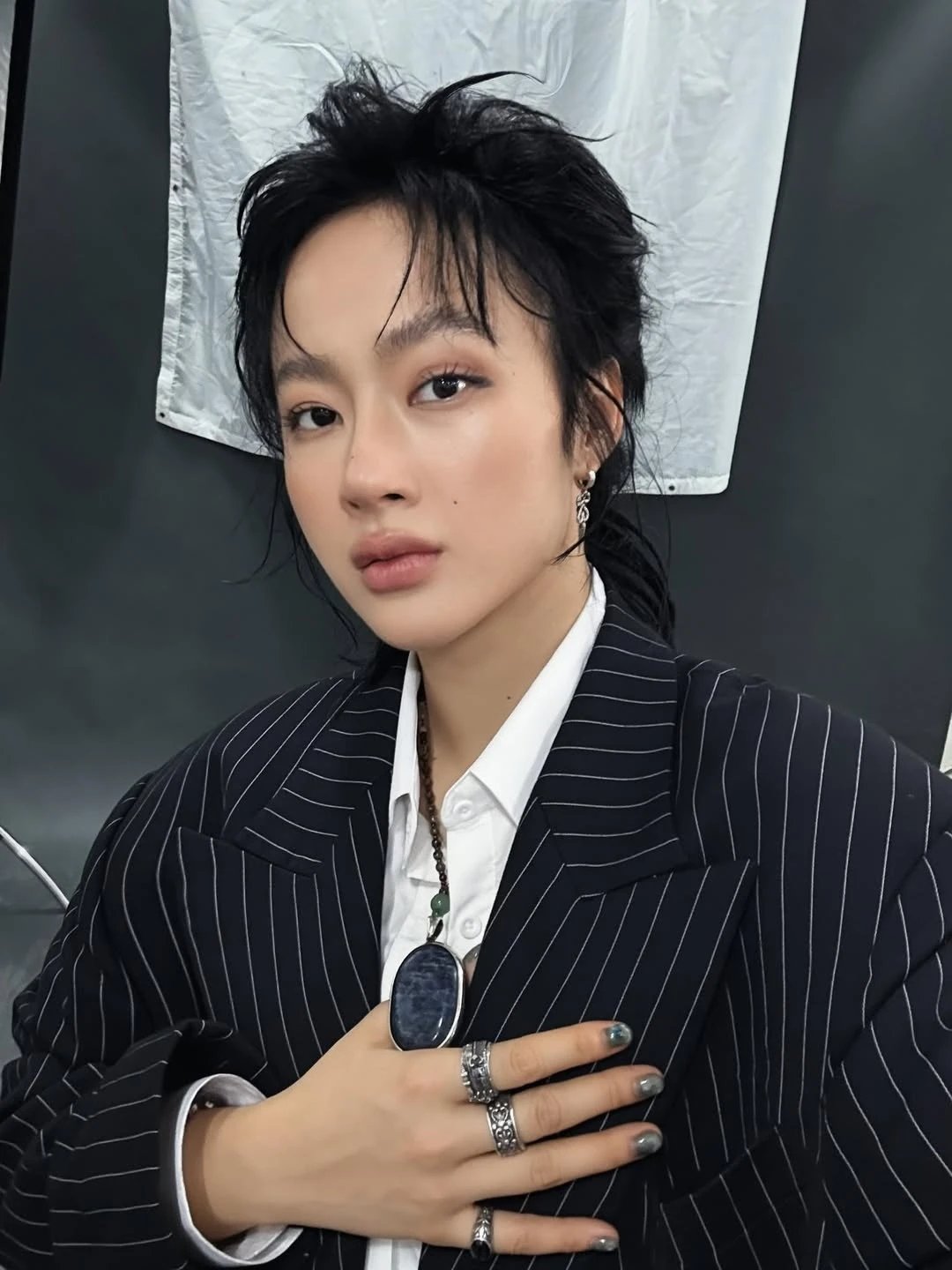 17-1755422041-angela-phuong-trinh-bi-chi-trich-dung-bay-gioi-tinh.webp