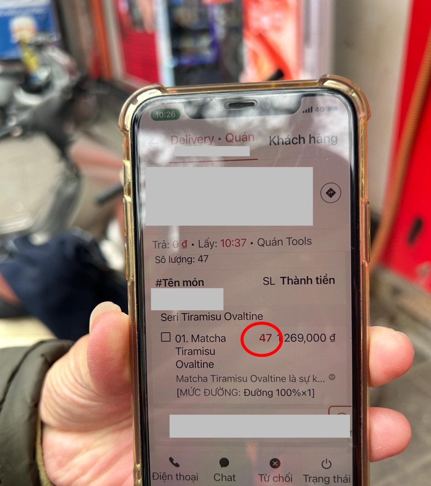 Đặt 30 cốc chè 1 đơn, bắt ghi tên từng người lên cốc: Drama giới shipper khiến dân mạng bật chế độ