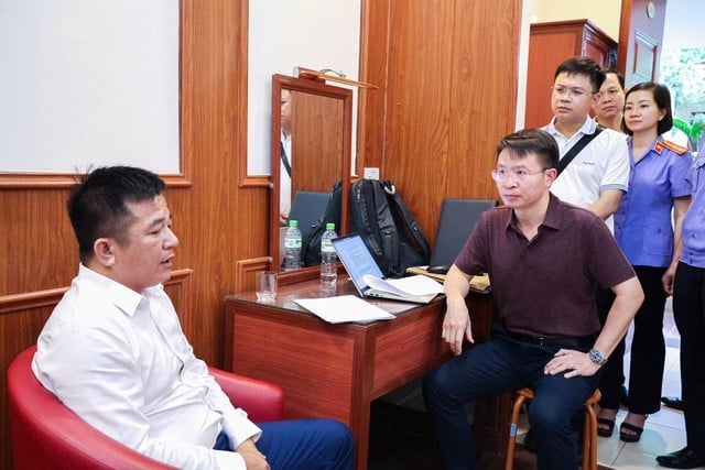 Vụ hàng trăm cảnh sát khám xét nơi tổ chức hội thảo: Hé lộ thủ đoạn của "ông trùm" Nguyễn Chánh Đáng - Ảnh 3.