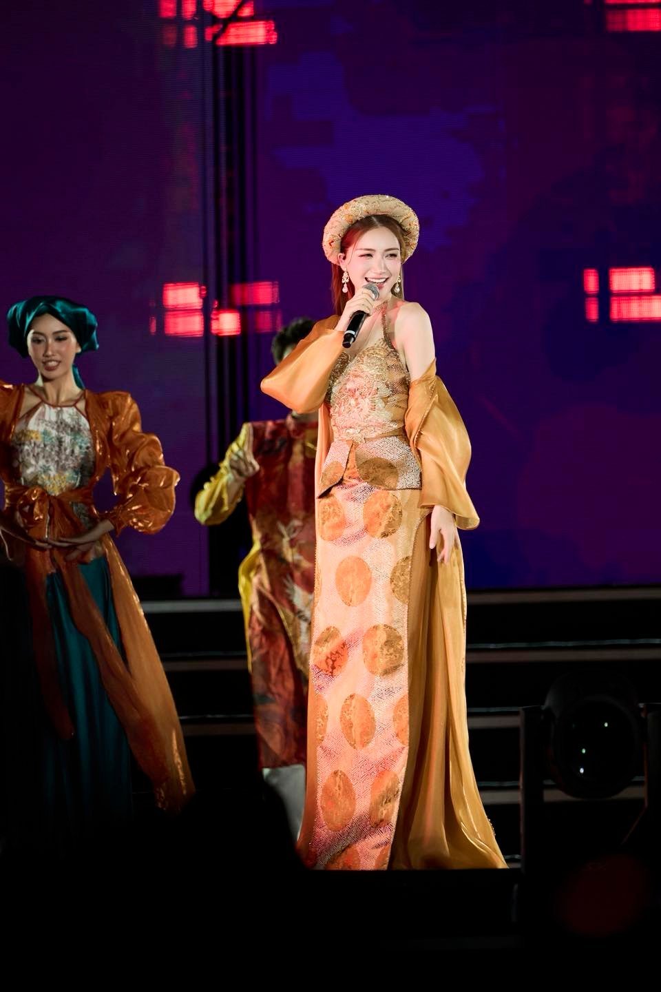 Thêm 1 ca khúc sắp thành hiện tượng concert quốc gia qua giọng hát của Hoà Minzy- Ảnh 6.