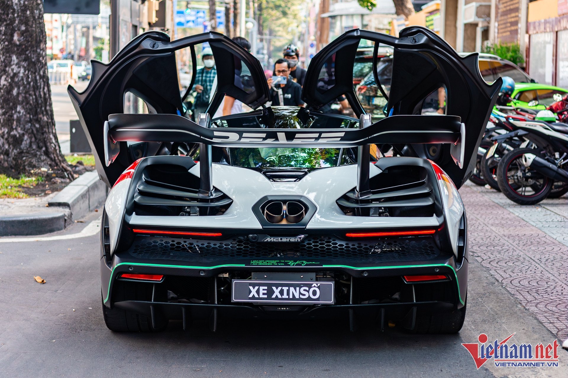 W-mclaren senna 7.JPG.jpg