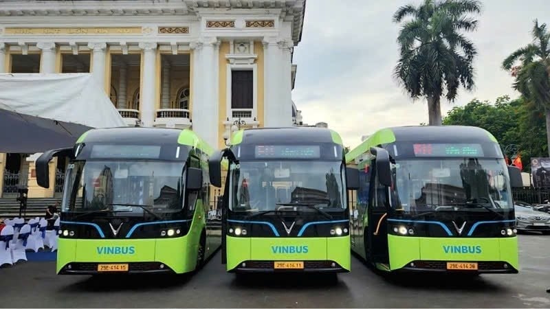 Tuyến buýt điện đặc biệt mới khai trương của tỷ phú Phạm Nhật Vượng sẽ miễn phí chở người dân tới những điểm du lịch nào?- Ảnh 1.