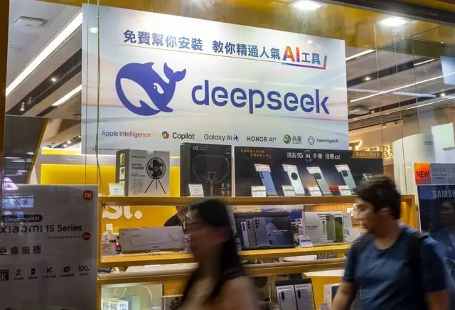 DeepSeek trải qua 