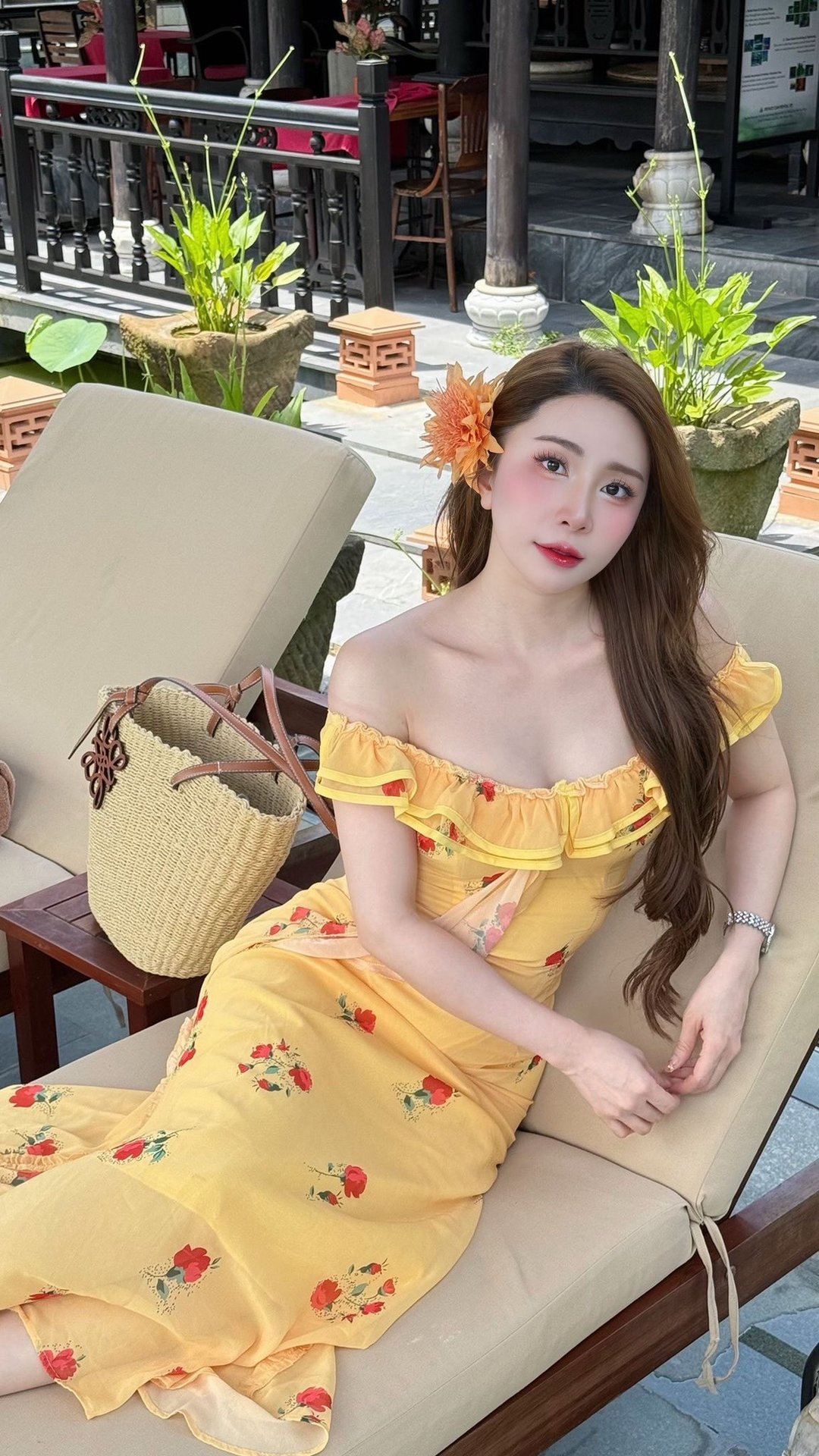 Quỳnh Nga phô diễn bikini 'bỏng mắt', nhan sắc U40 khiến người hâm mộ ngỡ ngàng- Ảnh 12.