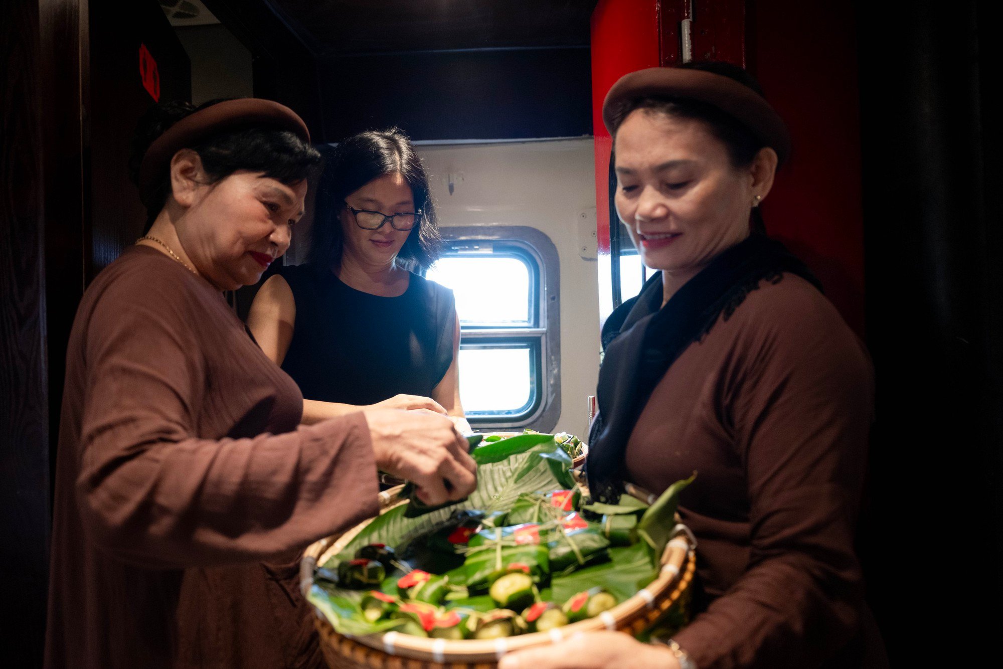 Chính thức ra mắt đoàn tàu 2 tầng 