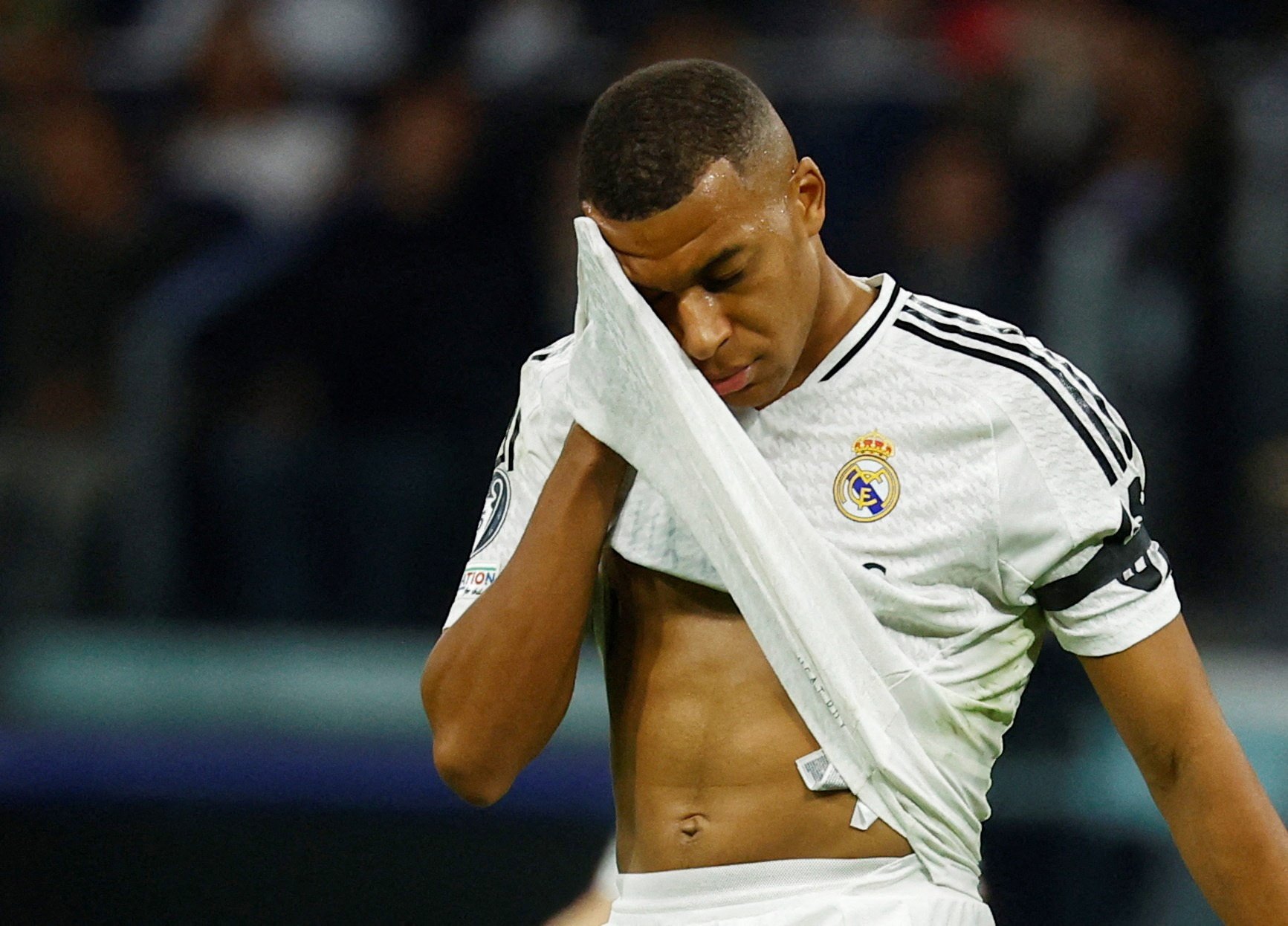 20-1755665265-mbappe-lam-real-madrid-manh-hon-hay-yeu-di.jpg
