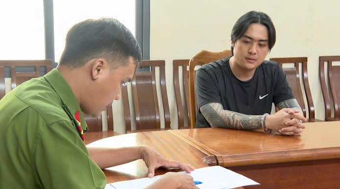 Bắt khẩn cấp 