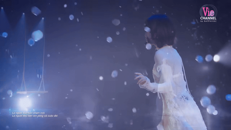 Em Xinh top visual ra nhạc như cho “người âm” gây sốt, fan chế cháo video từ ngôn tình tới anime đều “over hợp”- Ảnh 4.