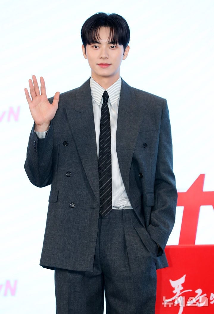 Kim Soo Hyun mất 