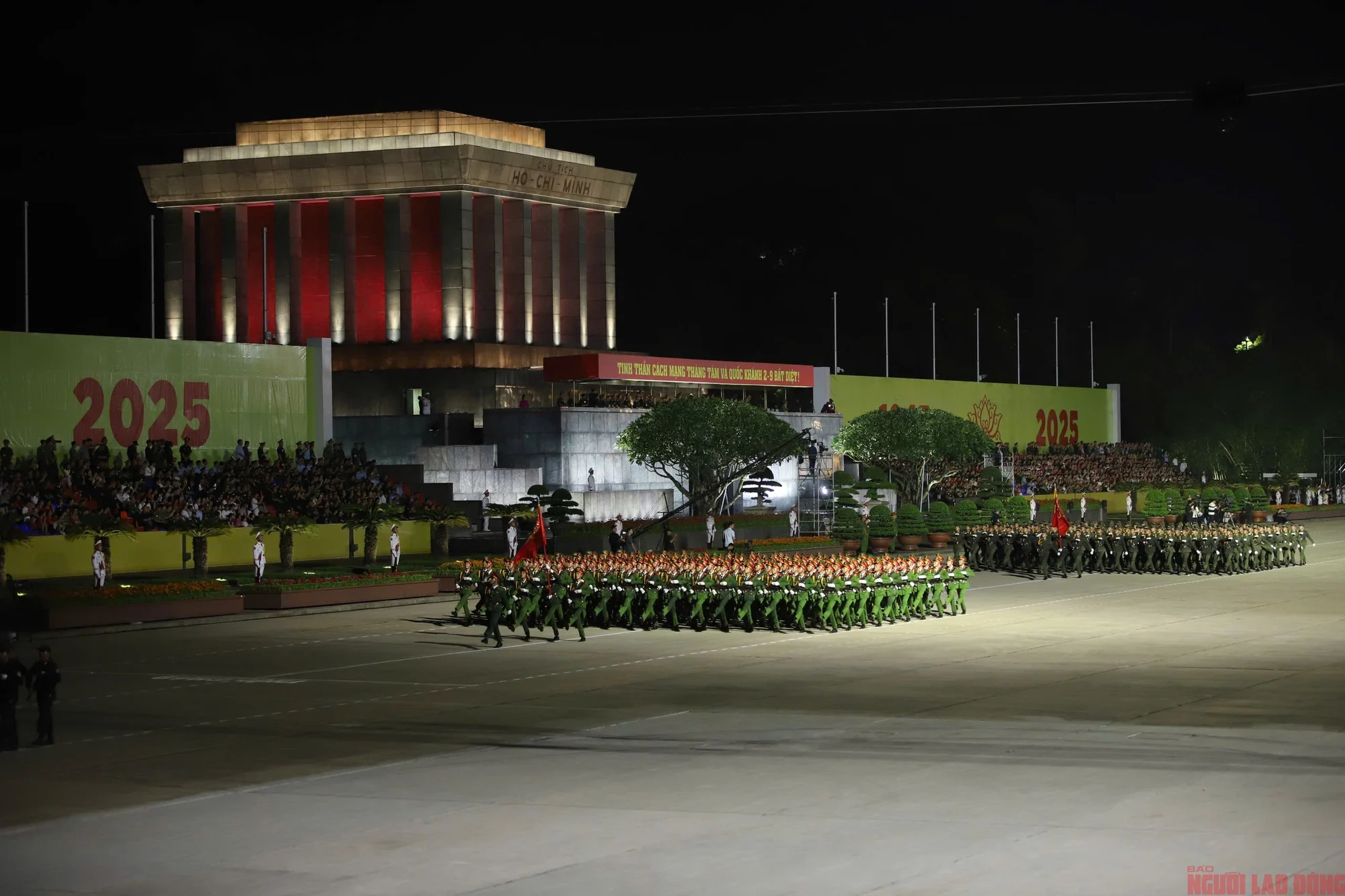 Mãn nhãn với hình ảnh diễu binh trên Quảng trường Ba Đình ngày 21 - 8 - Ảnh 3.
