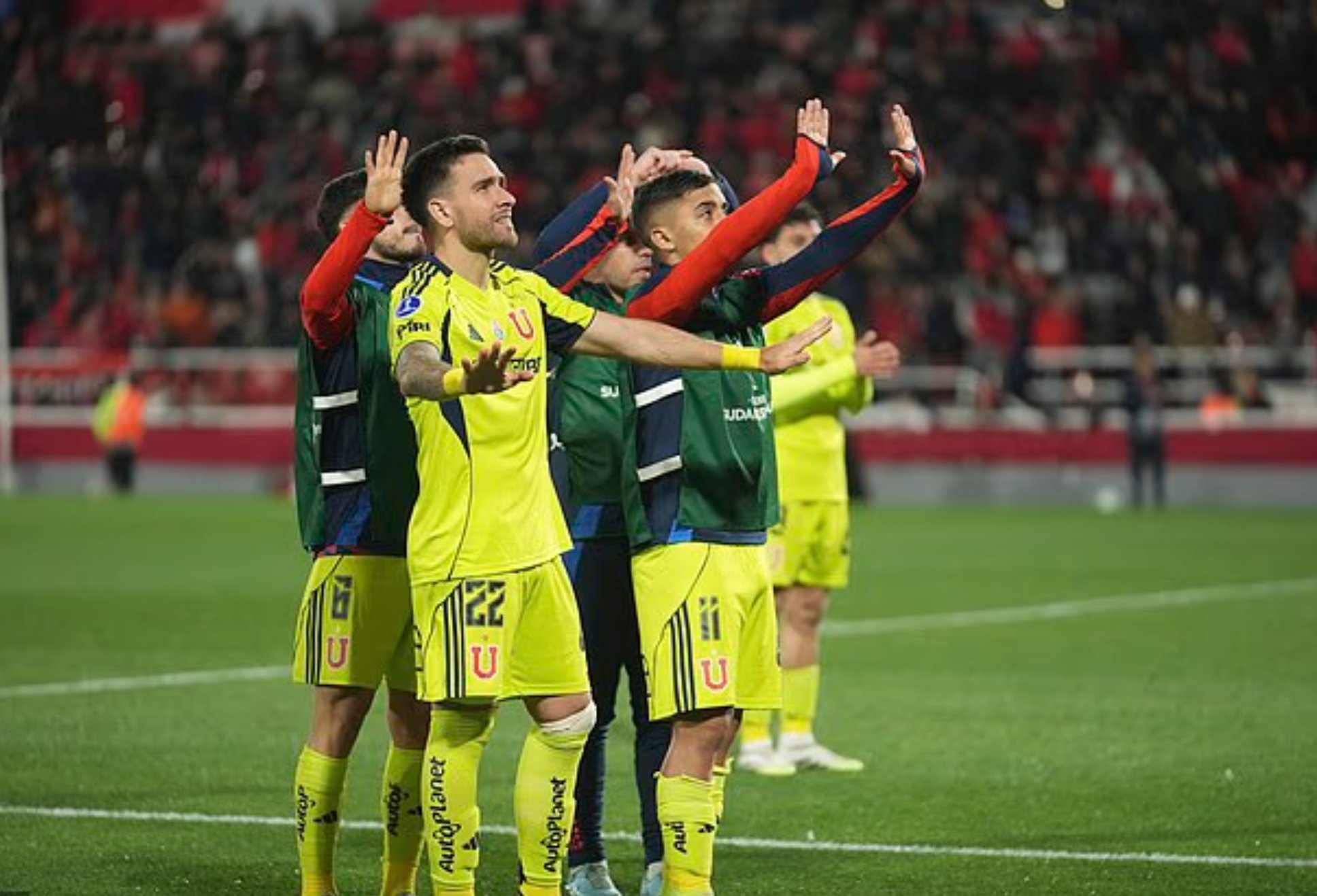 300 CĐV đội khách bị bắt, trận đấu Copa Sudamericana bị hủy bỏ vì bạo loạn- Ảnh 7.