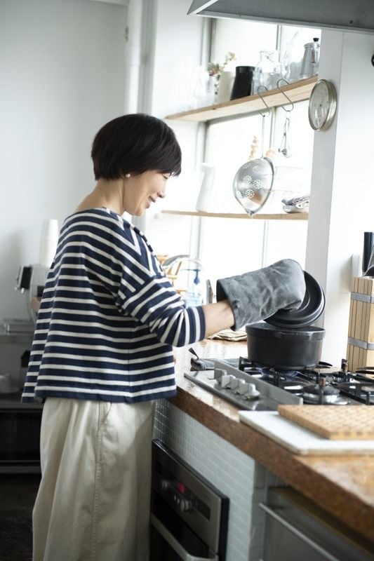 6 thay đổi nhỏ trong bếp giúp tôi tiết kiệm cả triệu mỗi tháng và sống khỏe ở tuổi nghỉ hưu - Ảnh 2.