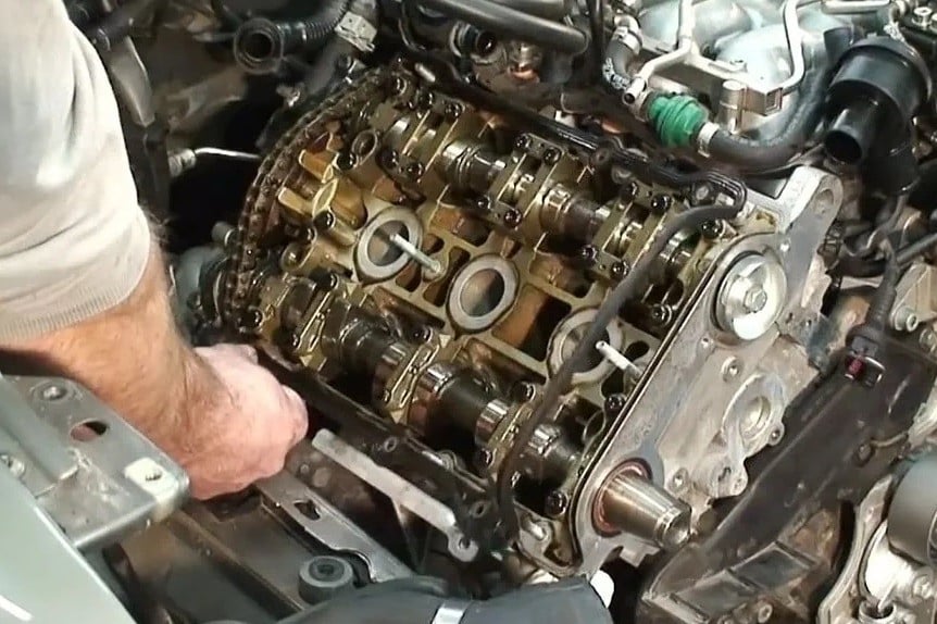 audi vw oil leaks hero_03.webp