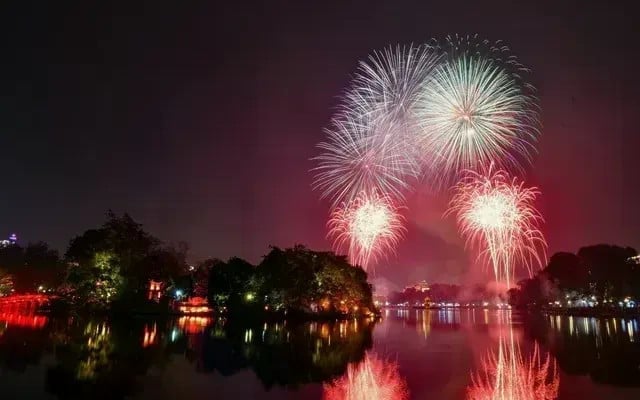 ha-noi-ban-phao-hoa-76704496952015928337166-04705096803707474886262-38420741033093274095746-02369357192232243842193.jpg