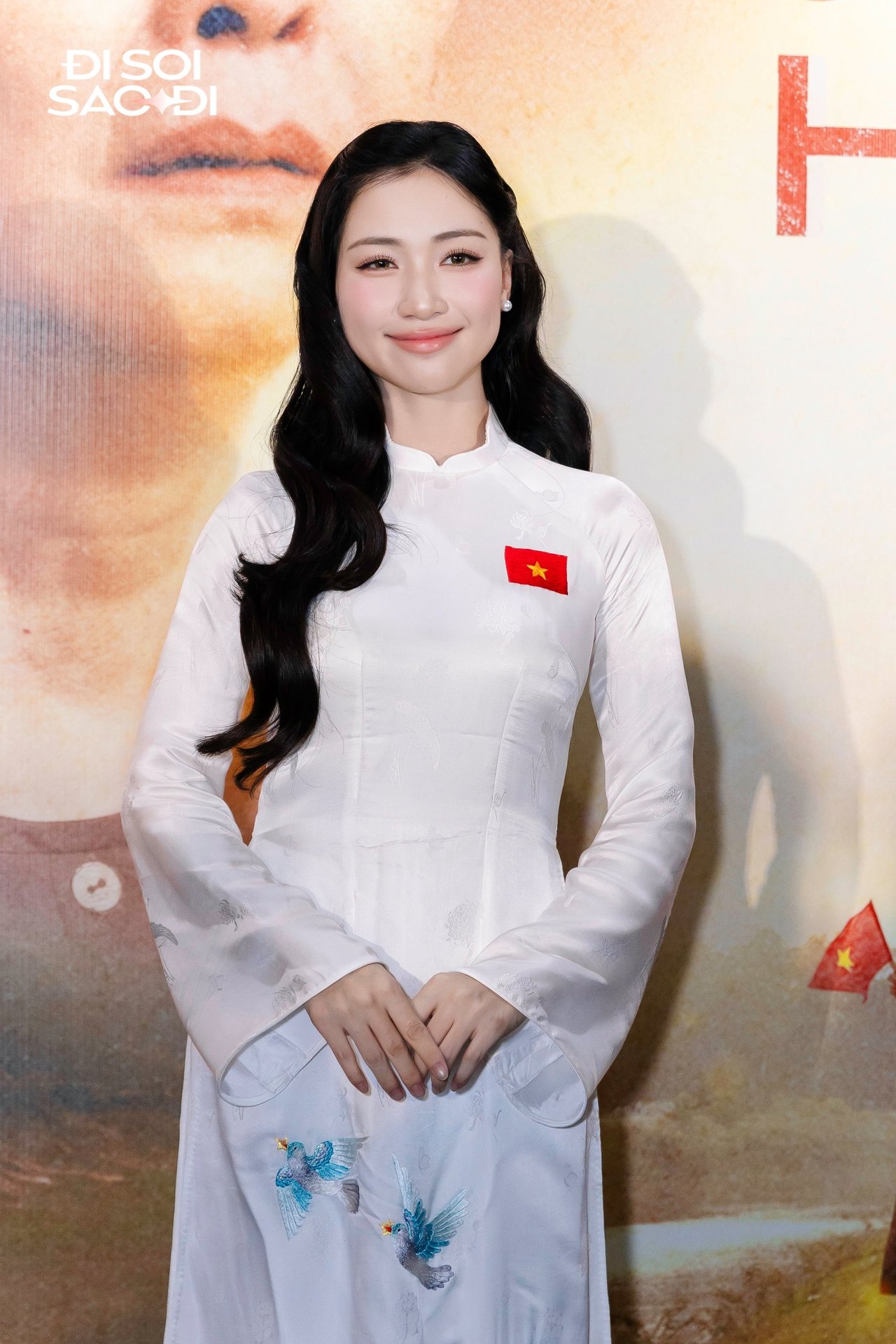 Cả Vbiz khóc nấc trước siêu phẩm mới của Hòa Minzy, cúi rạp người tri ân Mẹ Việt Nam Anh Hùng- Ảnh 3.