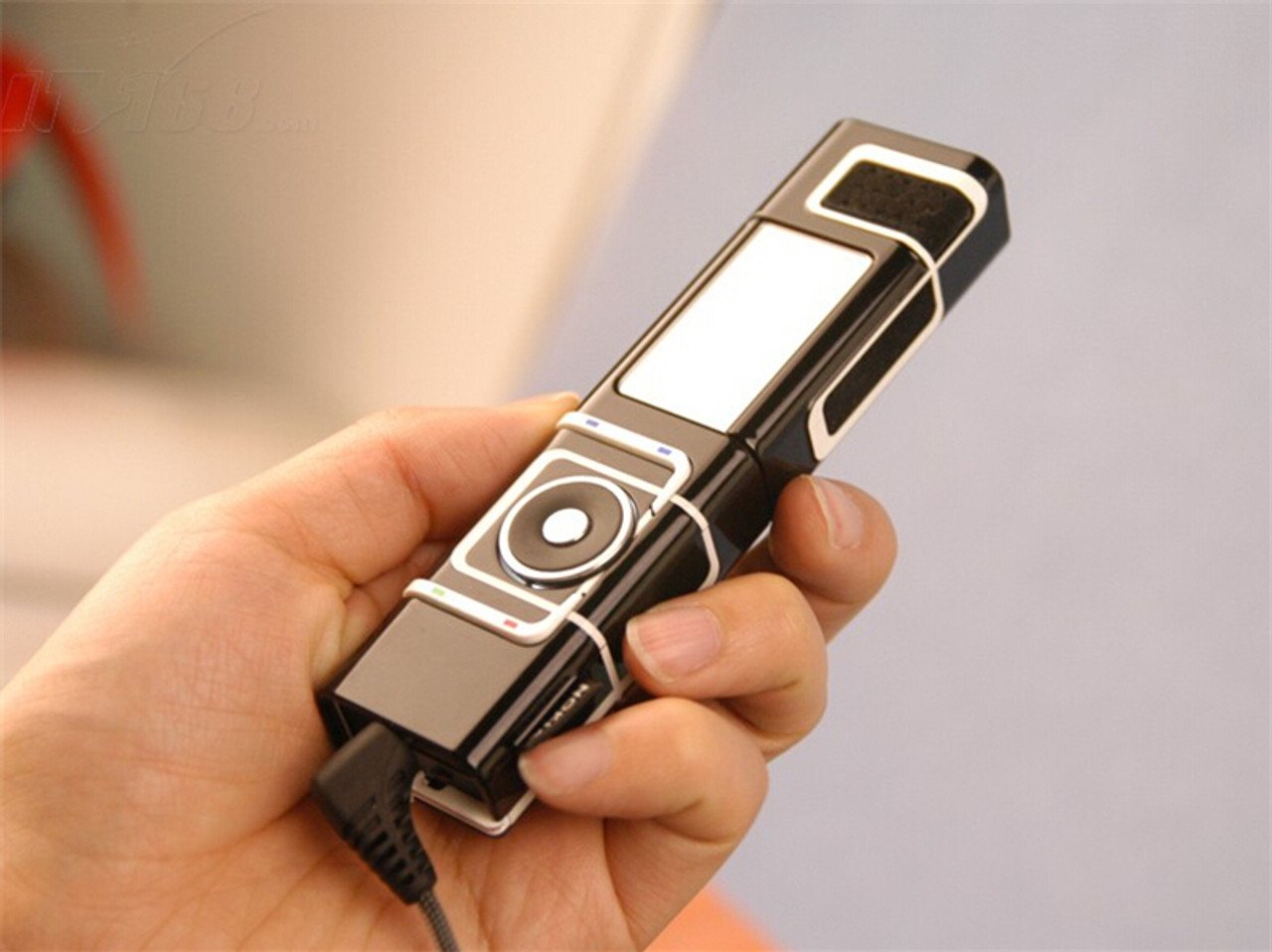 5 chiếc Nokia huyền thoại gắn liền với ký ức người dùng Việt- Ảnh 4.