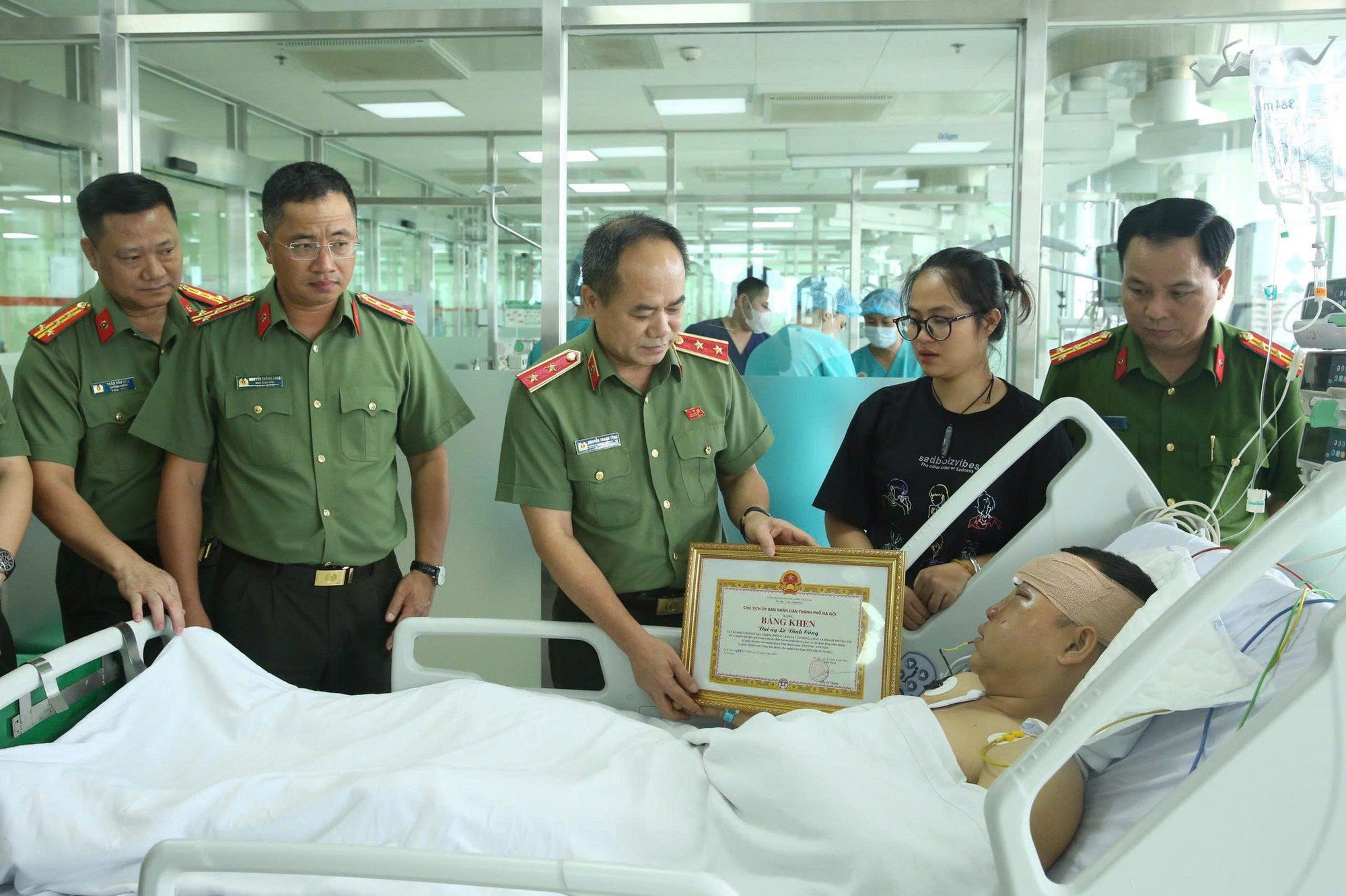 Lời khai của đối tượng 'thông chốt' đường cấm, tông thẳng vào cảnh sát cơ động- Ảnh 2.