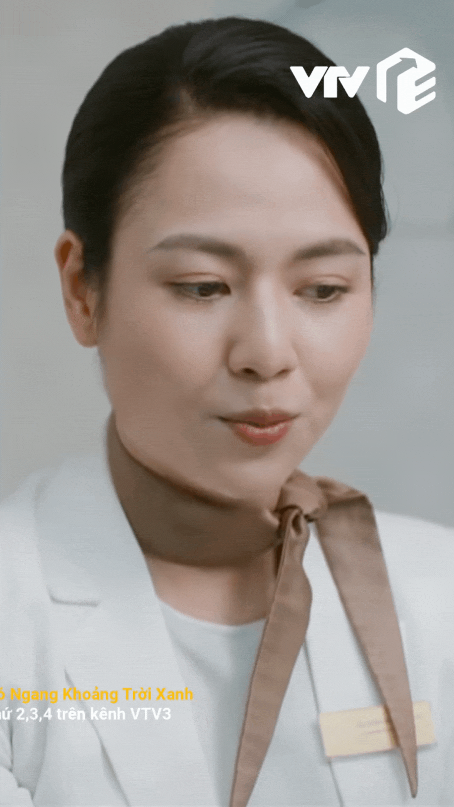 Cảnh “phú bà giả nghèo đi mua trang sức” trong Gió ngang khoảng trời xanh: Bản gốc xem đã bao nhiêu, bản remake bị chê nhiều bấy nhiêu- Ảnh 5.